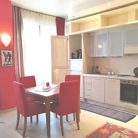 And Sailing * Сієна