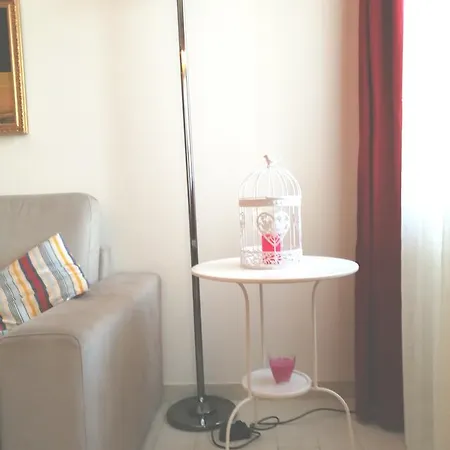 Apartment And Sailing *